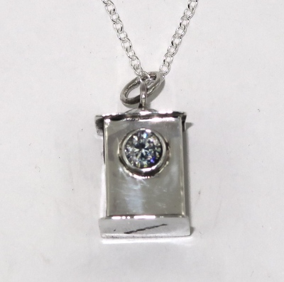 Silver lantern pendant